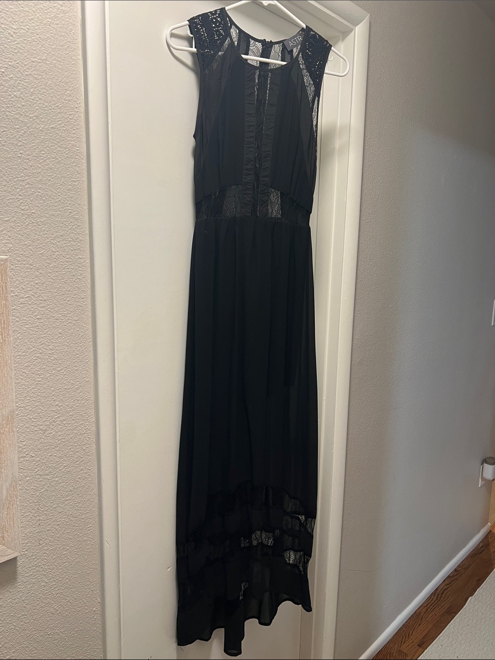 Astr Black Lace-Panel Sleeveless Maxi Dress
